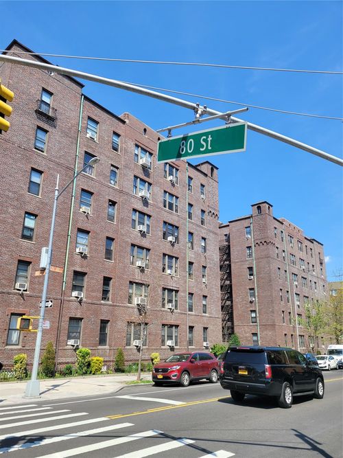 apt-d3-8009 35th Ave, Jackson Heights, NY, 11372-4941 | Card Image