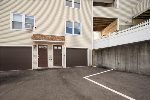 3-10 Burleigh St, Providence, RI, 02904-1729 | Card Image