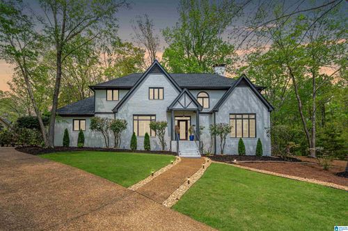 1123 Lake Forest Cir, Hoover, AL, 35244-1454 | Card Image