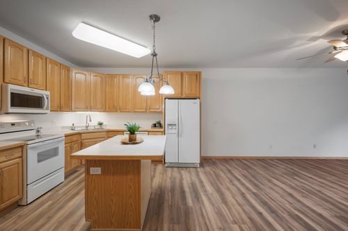unit-106-9165 Comstock Ln N, Maple Grove, MN, 55311-1590 | Card Image