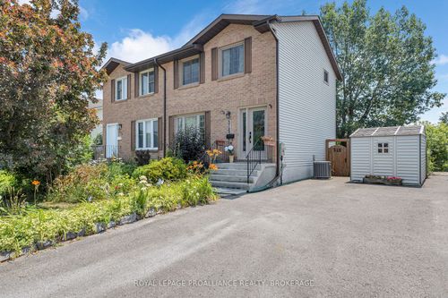 315 Melanie Ave, Kingston, ON, K7M8B5 | Card Image
