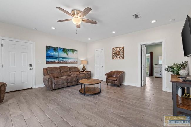 1109 Tarpon Ave, Home with 4 bedrooms, 5 bathrooms and null parking in Port Isabel TX | Image 26