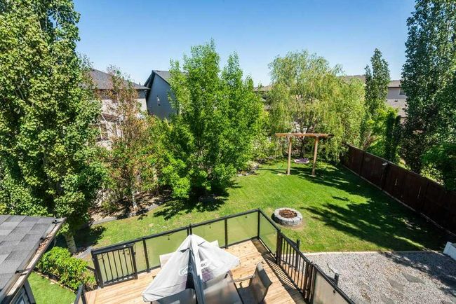 34 Chaparral Valley Place Se, House other with 5 bedrooms, 4 bathrooms and 4 parking in Calgary AB | Image 30