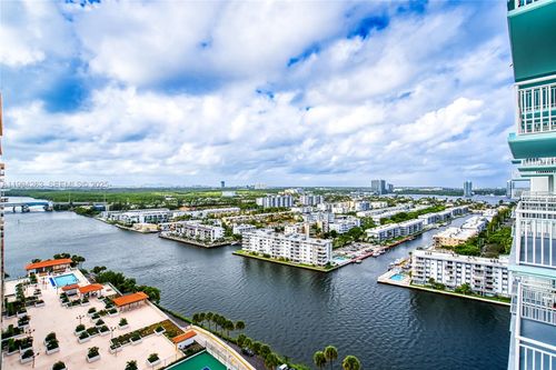 2208-301 174th St, Sunny Isles Beach, FL, 33160-3206 | Card Image