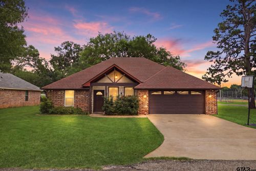 605 Penny Ln, Lindale, TX, 75771 | Card Image