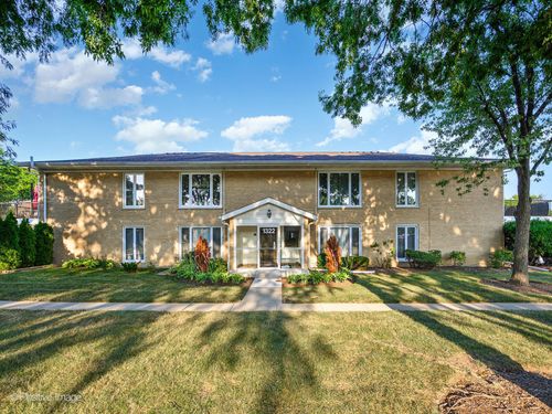 1c-1322 S New Wilke Rd, Arlington Heights, IL, 60005-3429 | Card Image