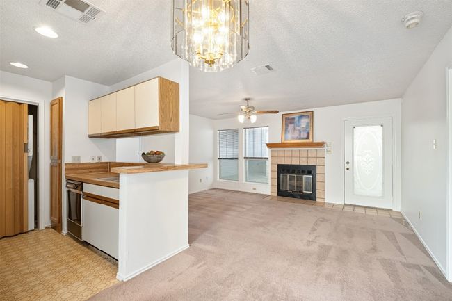 APT-204 - 2520 Quarry Rd, Condo with 2 bedrooms, 2 bathrooms and null parking in Austin TX | Image 4