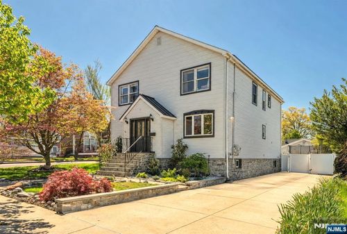 530 5th Ave, Lyndhurst, NJ, 07071-1106 | Card Image