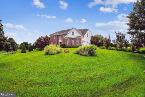 2503 Brown Farm Ct, BROOKEVILLE, MD, 20833-1804 | Card Image