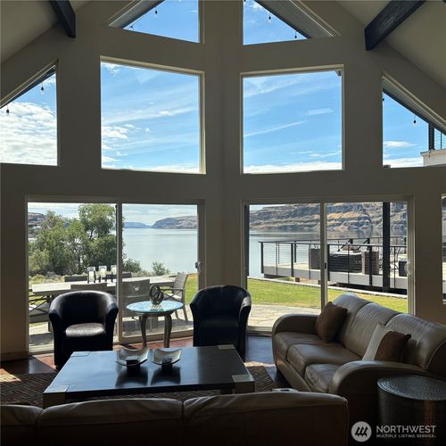 25053 Wanapum St Sw, Quincy, WA, 98848-9453 | Card Image
