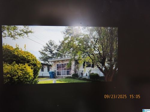 909 Oakland Dr, Fairfield, AL, 35064-1538 | Card Image