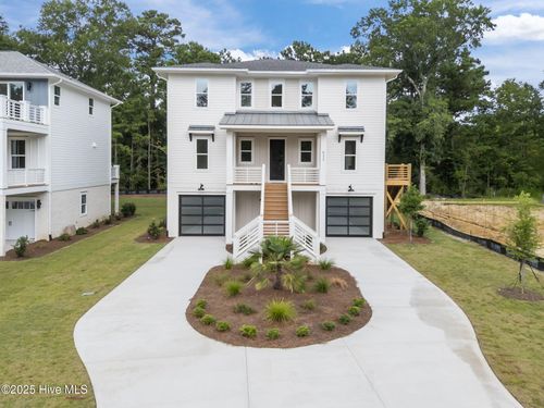 633 Vale Dr, Wilmington, NC, 28411-9484 | Card Image