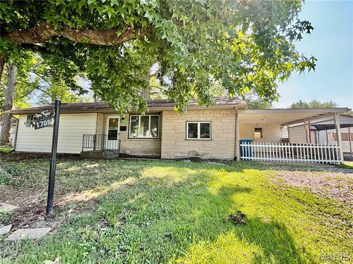 1708 Anna Rose Dr, Swansea, IL, 62226-2154 | Card Image