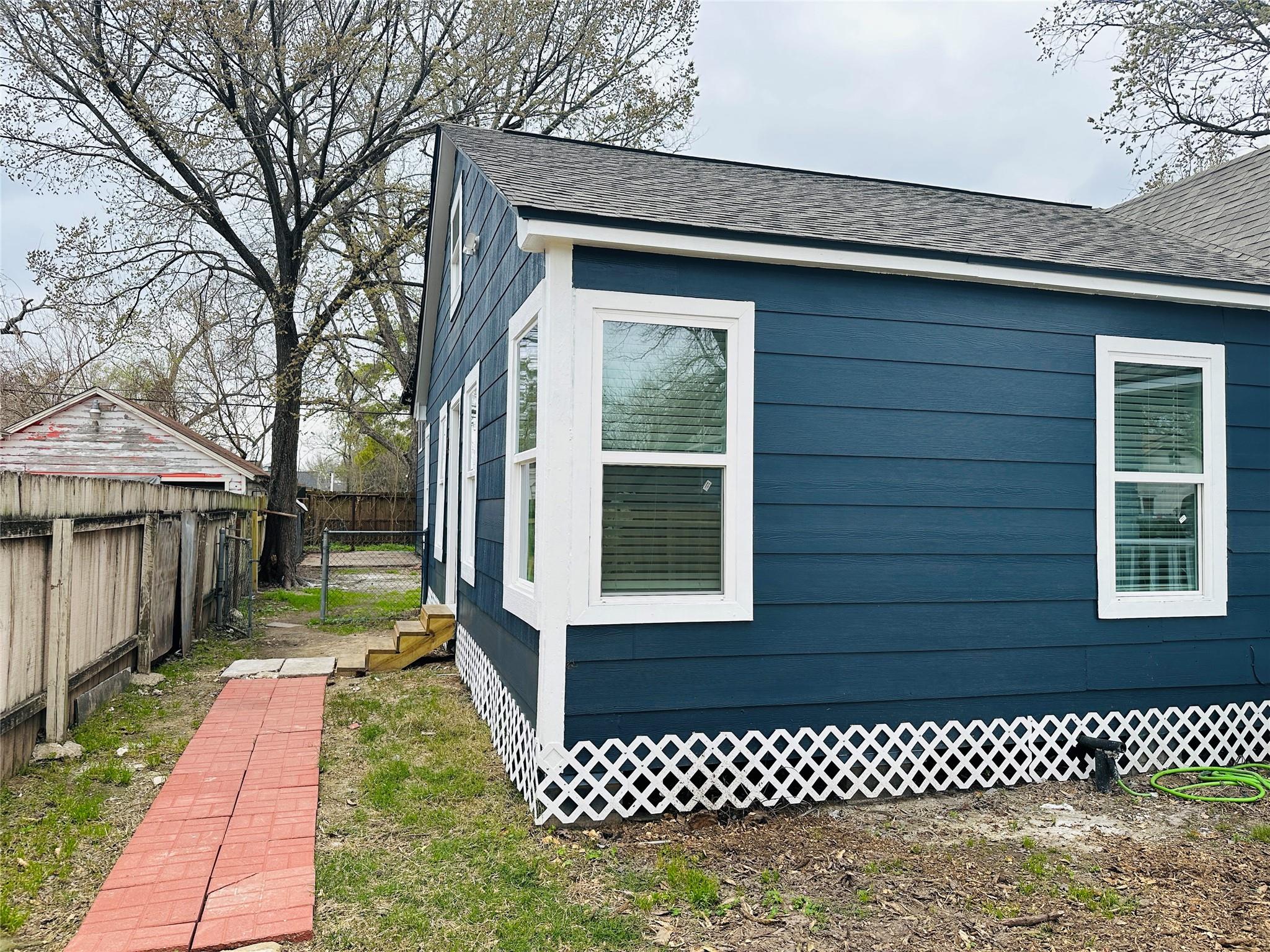 Residential Income in Houston 3