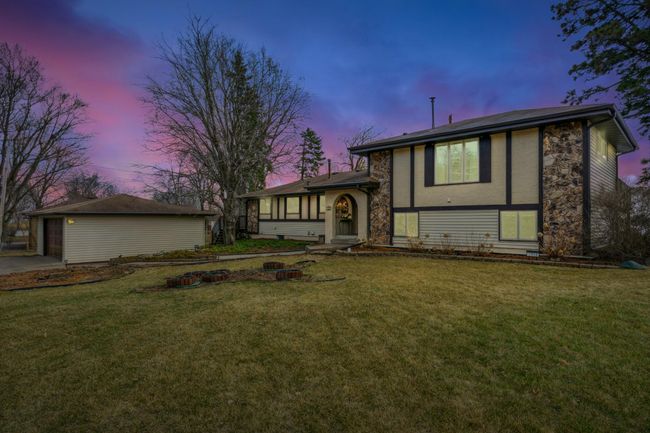 Must see Ham Lake home! | Image 46