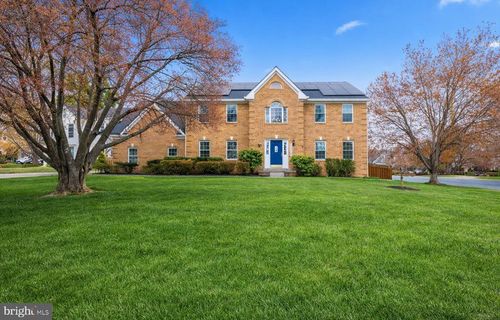11101 Knights Ct, GERMANTOWN, MD, 20876-6354 | Card Image