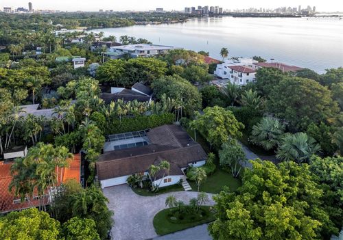 145 S Prospect Dr, Coral Gables, FL, 33133-7005 | Card Image