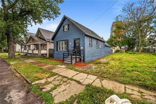 19 Concord St, Buffalo, NY, 14212-1611 | Card Image