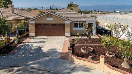 1147 Bronze Star Ct, Colton, CA, 92324-2610 | Card Image