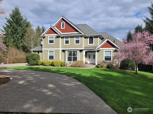 12120 Windtree Ln Se, Rainier, WA, 98576-9333 | Card Image