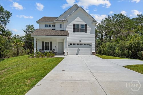 255 James Dr, Richmond Hill, GA, 31324-6734 | Card Image