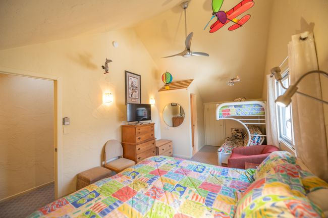 29A Maple Hill Loop, Condo with 3 bedrooms, 4 bathrooms and null parking in West Dover VT | Image 15