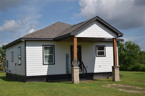 235 Road 5253, Cleveland, TX, 77327-2666 | Card Image