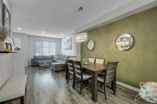 95-30989 Westridge Pl, Abbotsford, BC, V2T0E7 | Card Image