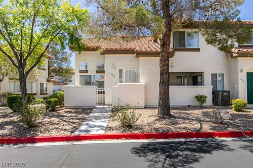 8012 Divine Dr, Las Vegas, NV, 89128-2038 | Card Image