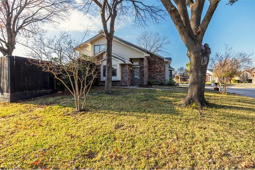 842 Packard Drive, Arlington, TX, 76001 | Card Image