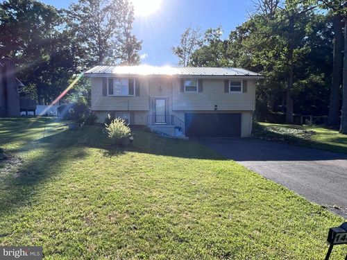 14817 Viewcrest Rd Sw, CUMBERLAND, MD, 21502-5855 | Card Image