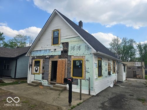3523 E 10th St, Indianapolis, IN, 46201-2515 | Card Image