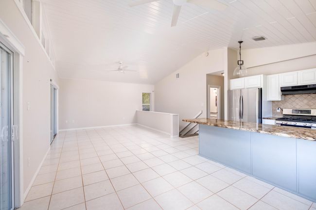 Open Living Space | Image 10