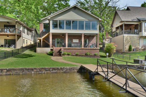 210 Edgewater Cir, Hot Springs, AR, 71913-5431 | Card Image
