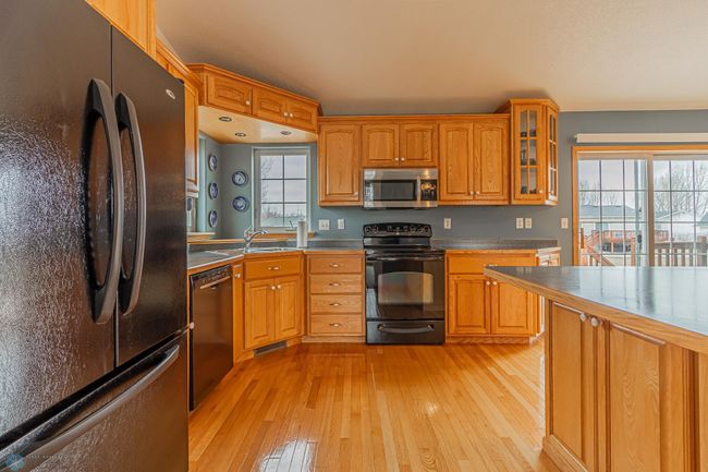 985 32nd St S, Moorhead, MN 56560-05.jpg | Image 8