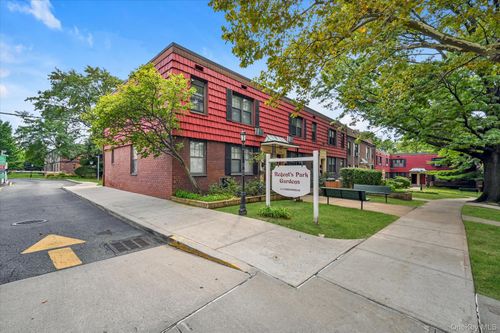 1a-134 Jewel Ave, Flushing, NY, 11367-1918 | Card Image
