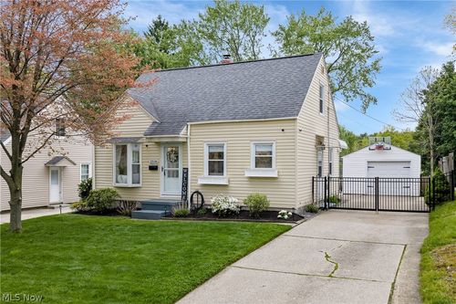 2536 23rd St, Cuyahoga Falls, OH, 44223-1610 | Card Image