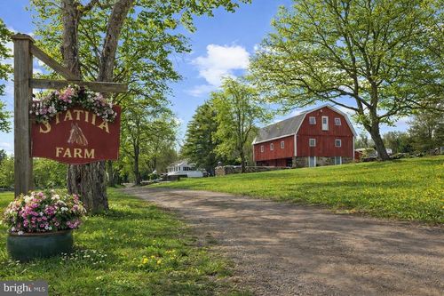 152 Warsaw Rd, FRENCHTOWN, NJ, 08825-4031 | Card Image