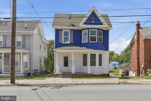 516 N High St, MARTINSBURG, WV, 25404-4523 | Card Image