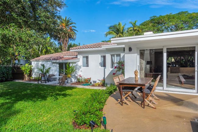 558 Ne 118th St, House other with 4 bedrooms, 3 bathrooms and null parking in Biscayne Park FL | Image 59