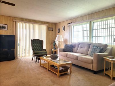 191 Sweet Circle, House other with 2 bedrooms, 2 bathrooms and null parking in Winter Haven FL | Image 2