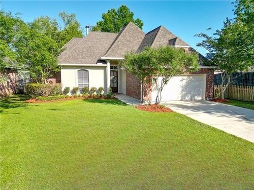 2436 Cours Carson St, Mandeville, LA, 70448-6408 | Card Image