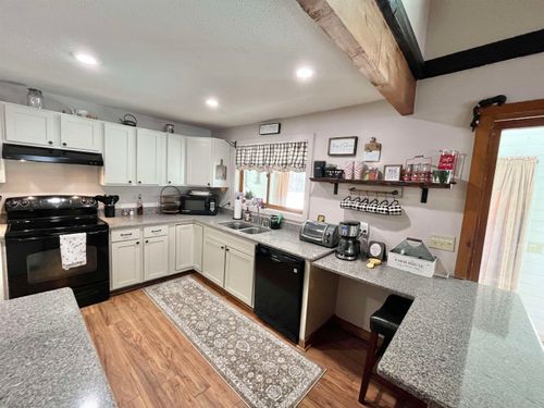 52A Suntec Loop, West Dover, VT, 05356-8803 | Card Image