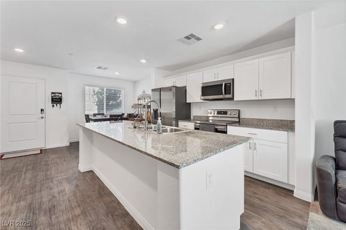 unit-2-12106 Scarlet Ember Rd, Las Vegas, NV, 89183-5840 | Card Image