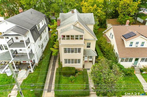 211 S Highland St, West Hartford, CT, 06119-1835 | Card Image