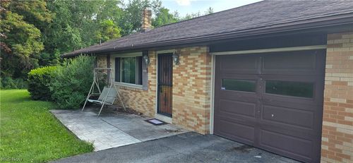 16777 Valley Dr, East Liverpool, OH, 43920-9517 | Card Image