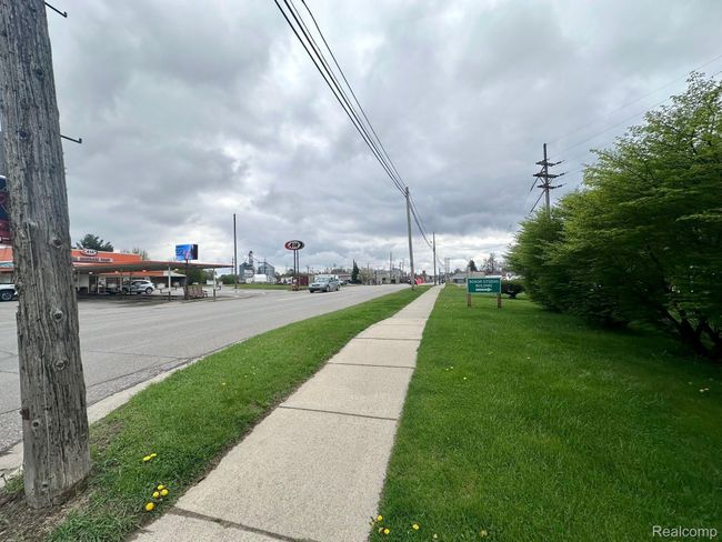 1 1 St St, House other with 3 bedrooms, 1 bathrooms and null parking in Yale MI | Image 39
