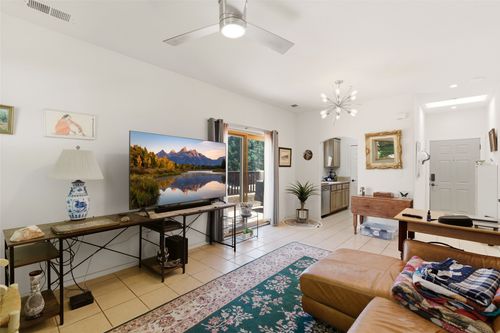 202-601 W San Mateo, Santa Fe, NM, 87505 | Card Image