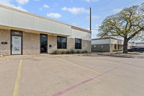 104-11127 Shady Trl, Dallas, TX, 75229-4630 | Card Image