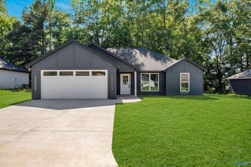 150 Josiah Cir, Centre, AL, 35960-2247 | Card Image